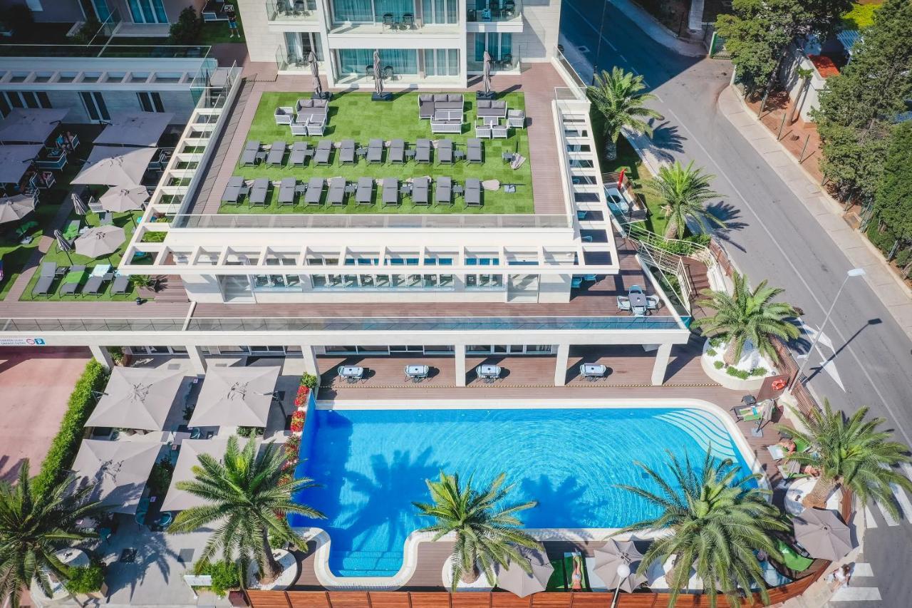 Hotel Ami Budva Petrovac Exterior foto
