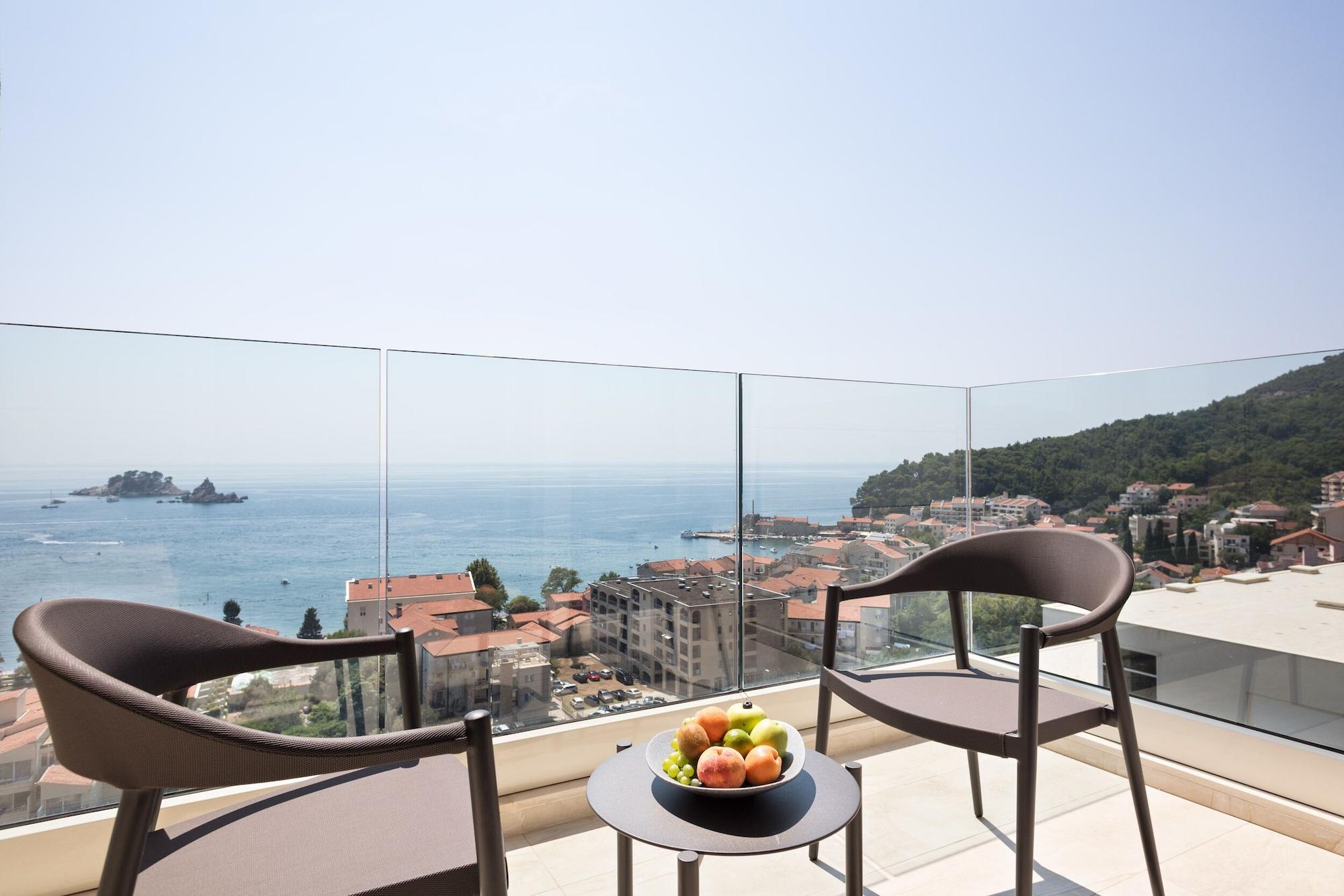 Hotel Ami Budva Petrovac Exterior foto