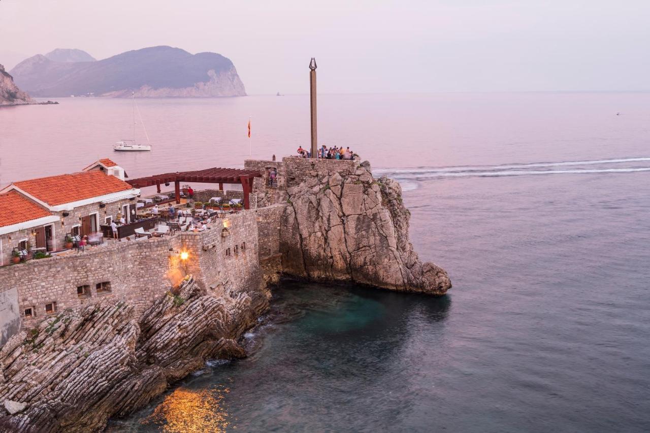 Hotel Ami Budva Petrovac Exterior foto